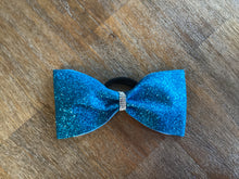 Load image into Gallery viewer, Tailless Cheer Bows