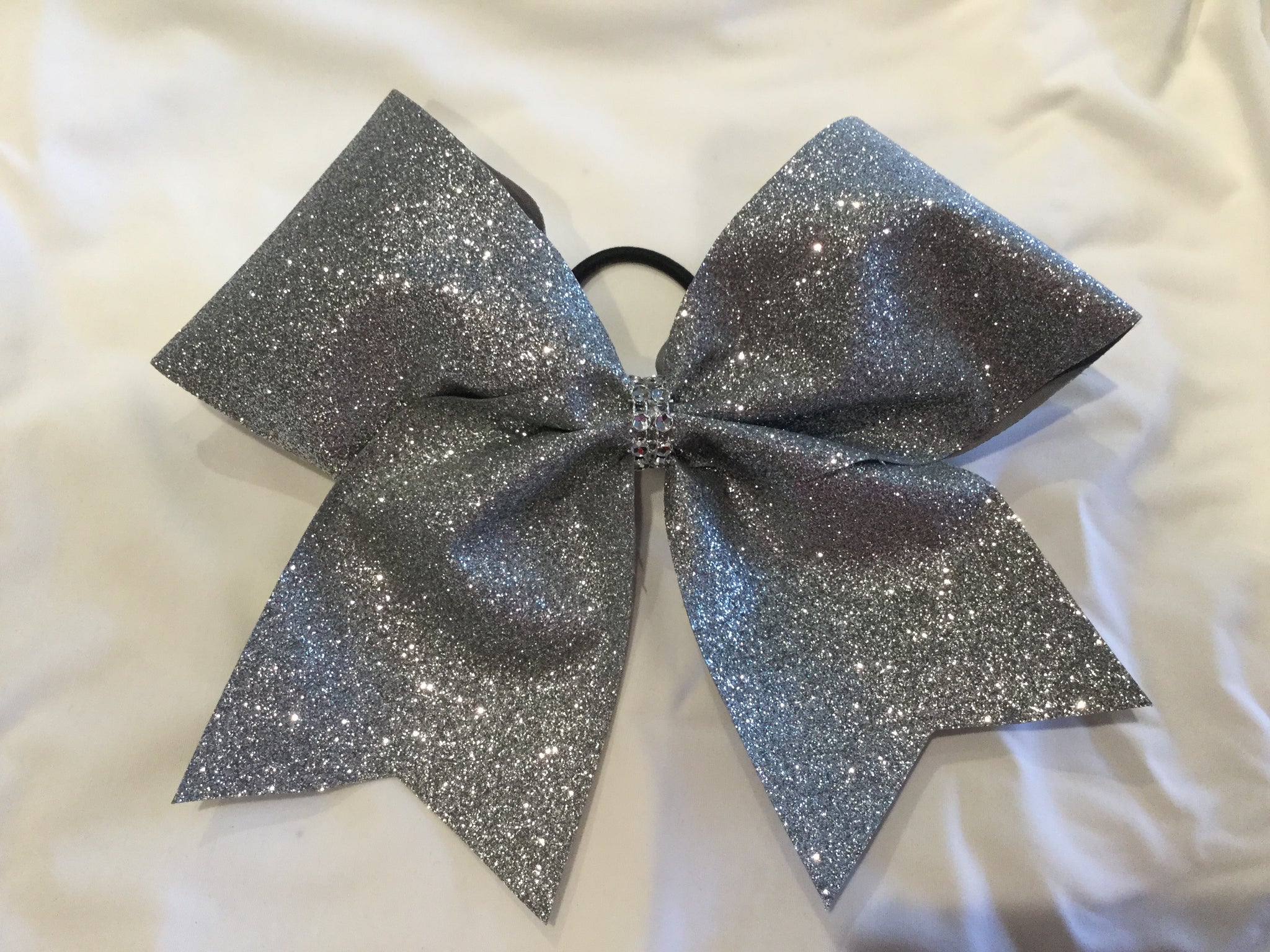 Silver Glitter Cheer Bows | Brenda display picture 1